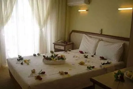 Eyfel Hotel Okurcalar 3*,  Turecko