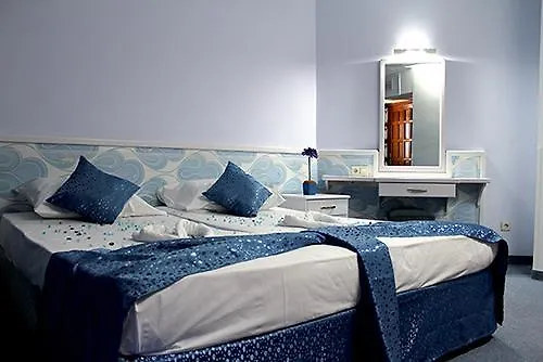 Eyfel Hotel Okurcalar