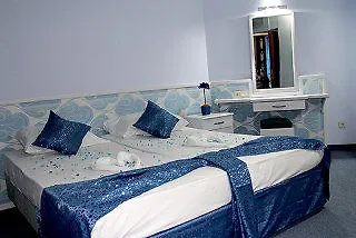 Eyfel Hotel Okurcalar Turecko